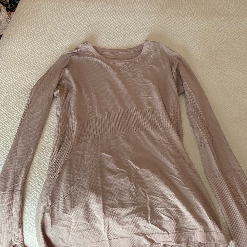 Lululemon Swiftly Tech long sleeve top